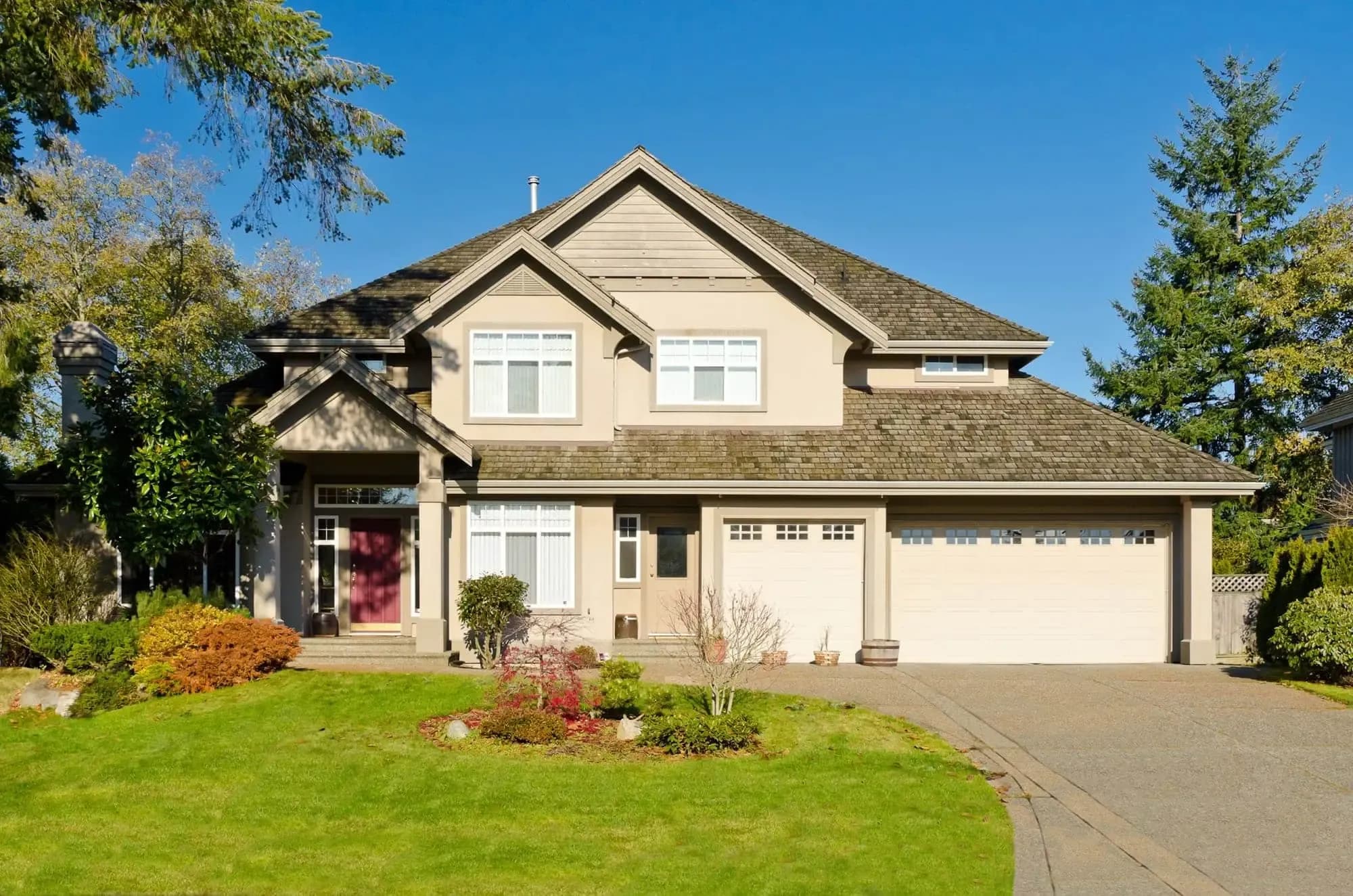 Hero Financing House Background